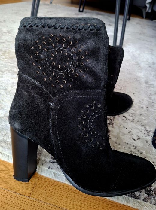 Ботуши от вилур естествена кожа на Daris