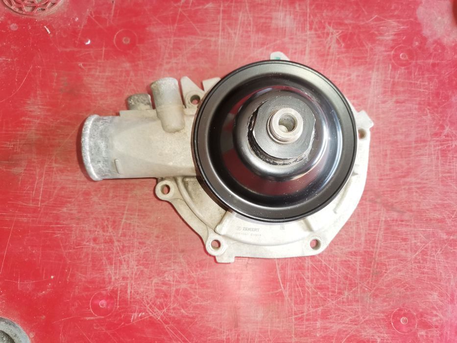 Продам запчасти на Опель Франтера