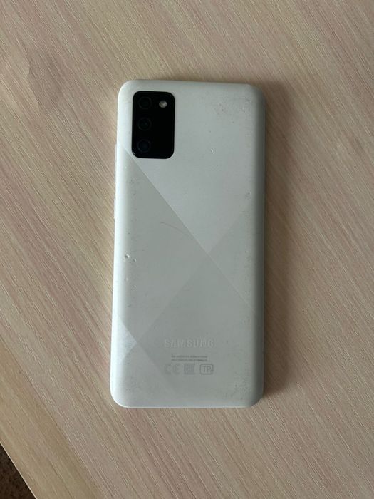 Продается телефон