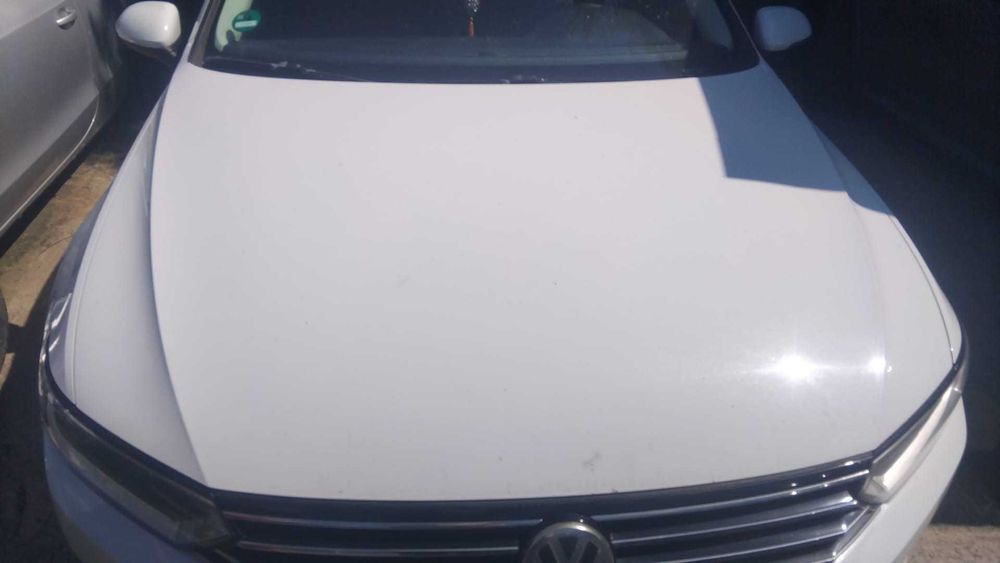 Capota Volkswagen Passat B8 an 2015