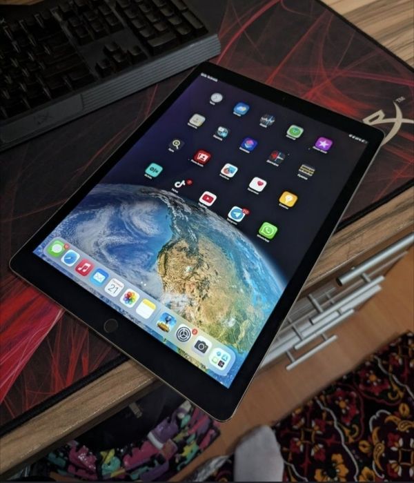 Aplle Ipad Pro 2. 12,9 дюмовый