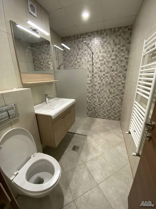 Дава се под наем Тристаен апартамент в Варна, ВИНС - 95 кв.м за 700 € - Снимка #5