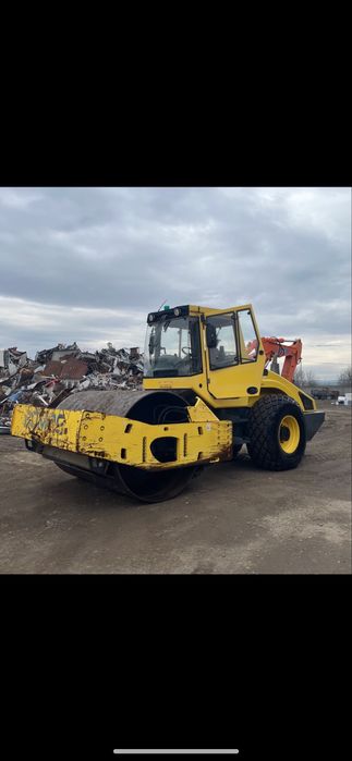 Cilindru compactor bomag 216 dh4  18 tone