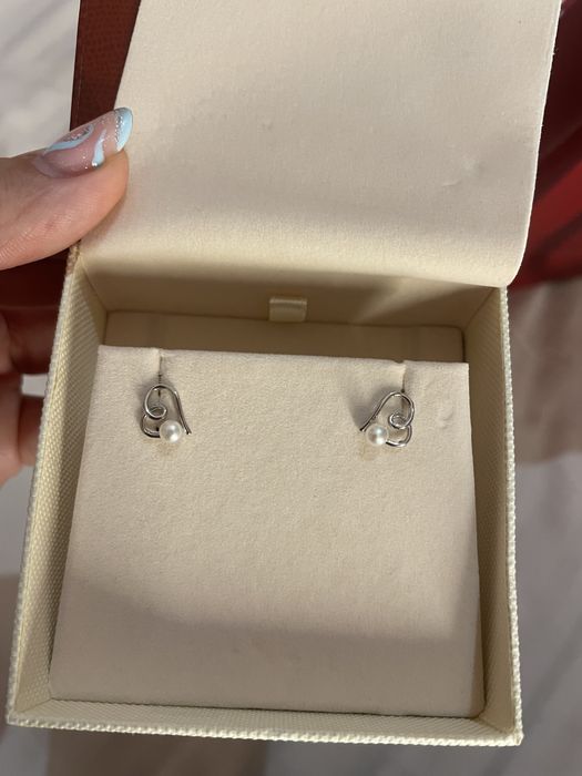 Комплект обеци и колие