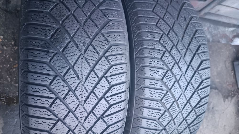 205/60/16 Continental