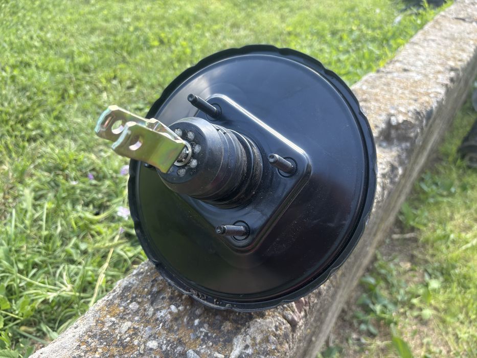 Серво за Toyota Yaris