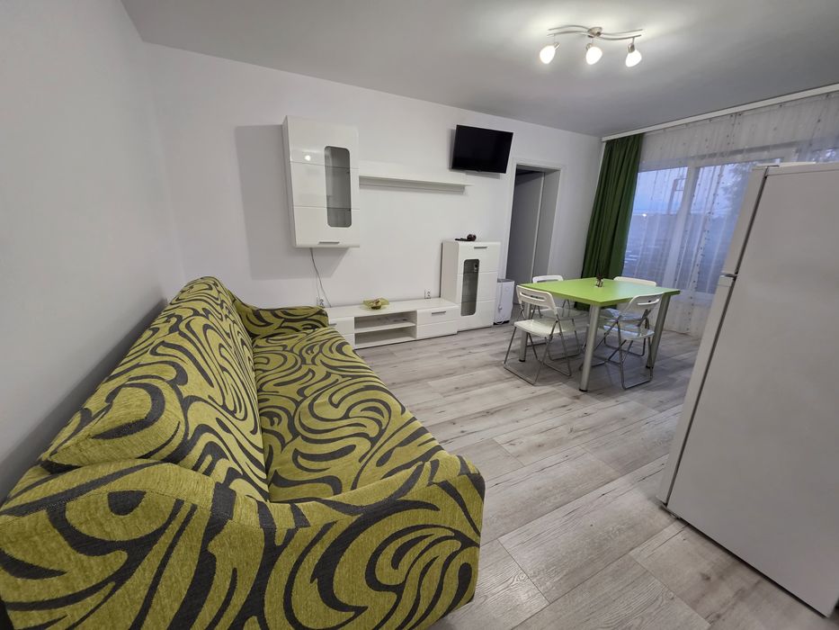 Închiriez apartament 2 camere