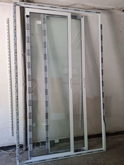 Продавам алуминиева дограма
