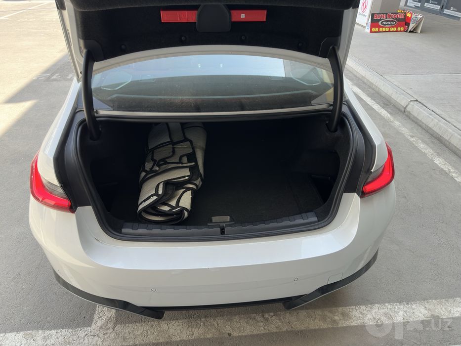 Bmw i3 40l eDrive night spotr