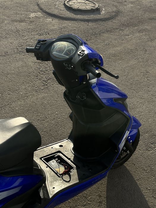 Продам скутер м8 150сс
