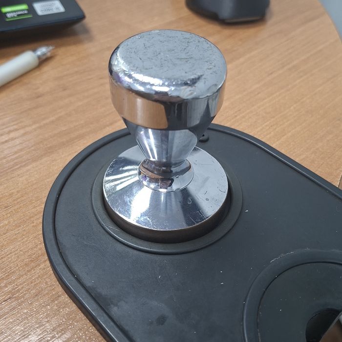 Темпер с ковриком б/у для кофе