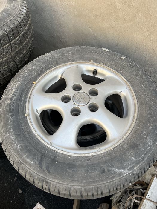 Диски от виндом R15 оригинл