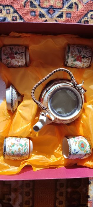 Продам набор посуды