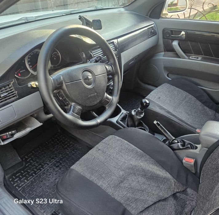 Lasetti 1.8 metan gazi bor