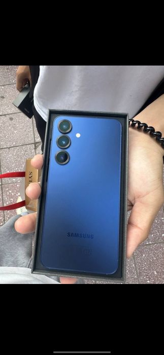 Samsung Galaxy s25 5G 256/12
