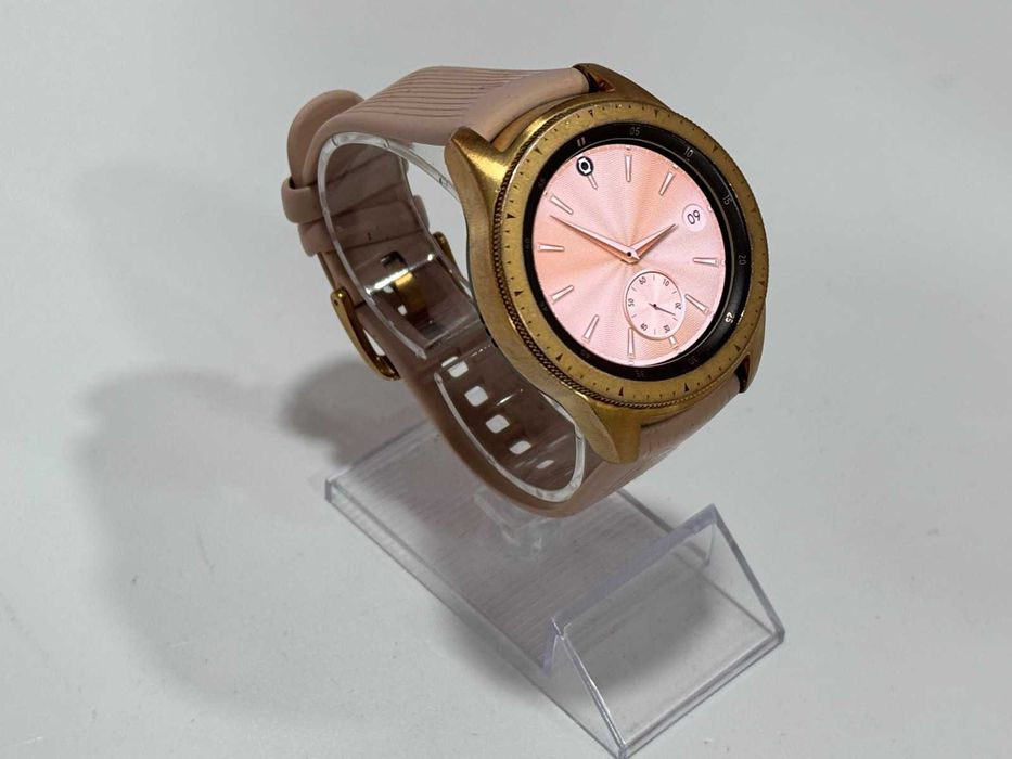 Смарт Часовник - Samsung Watch SM-R810