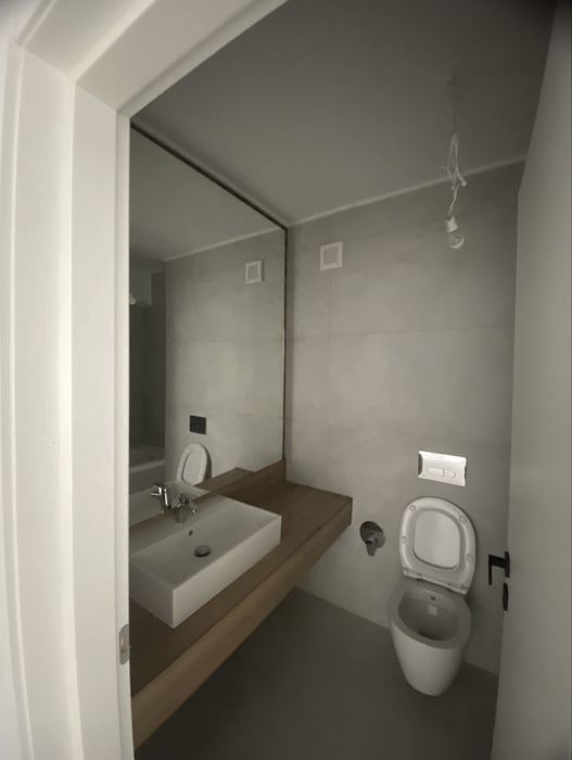 NOU ! 3 Camere, 2 Băi COMPLET FINISAT în Nufarul !!