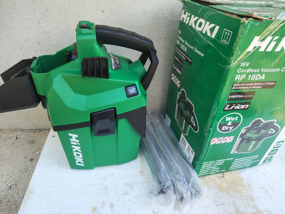 Aspirator hikoki gp18da. Nefolosit. La cutie ( lipsa furtun)