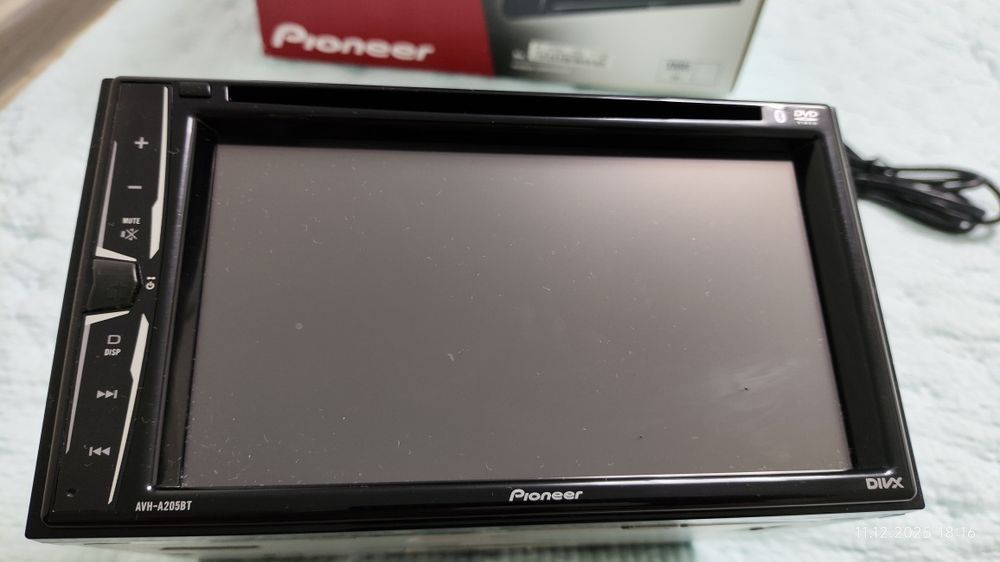 Продается магнитола pioneer