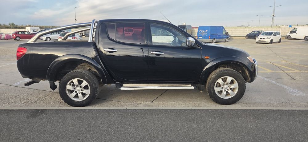 Mitsubishi l200 climatronic 4x4