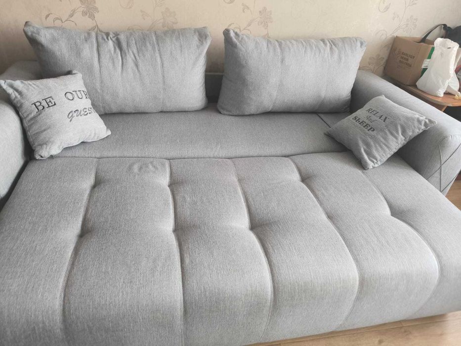 Продаю диван мягкий (спальный)