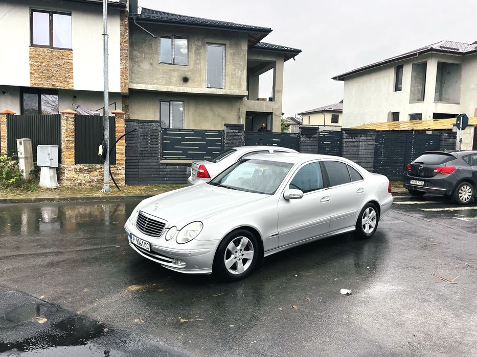 MERCEDES-BENZ E-Class 2005 — imagine 1