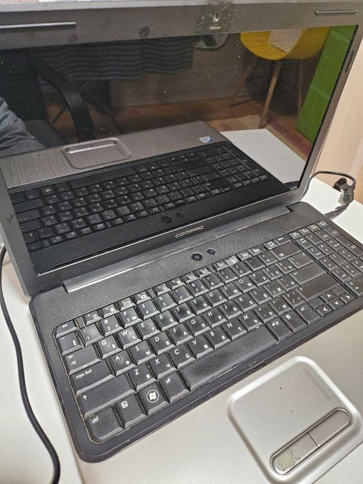 Ноутбук HP Compaq (не включается)