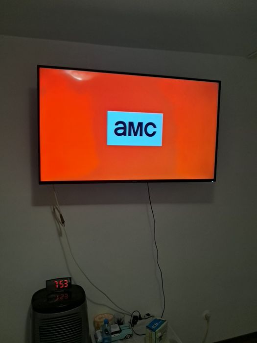 Vând televizor smart