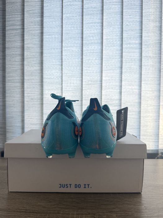 Чисто Нови Nike Mercurial размер 44