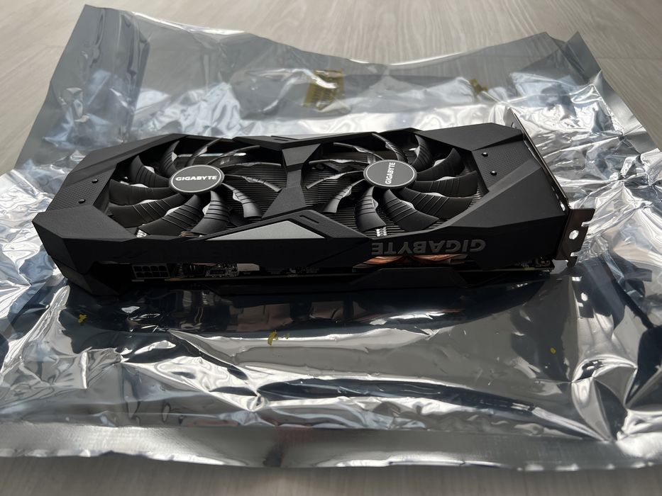 Видеокарта Gigabyte rtx2080 super