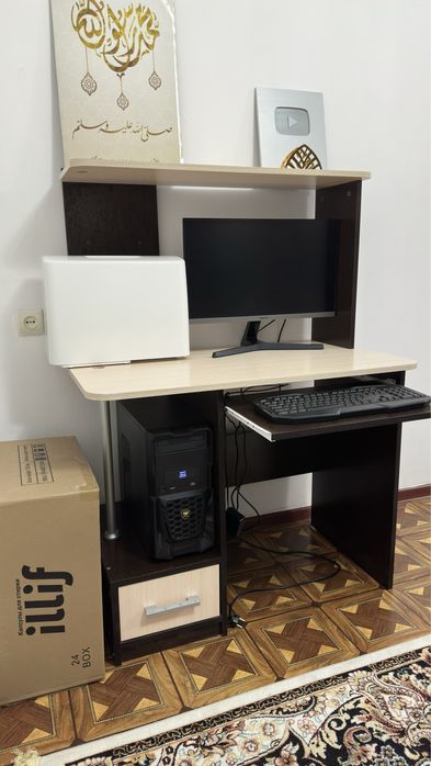 Компьютерный стол продам