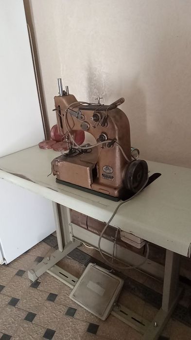 Шаейная машина для шитья любых материалов