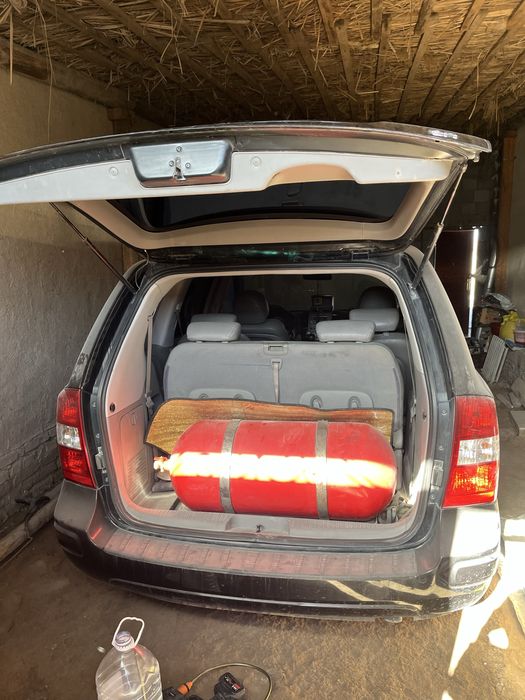 Kia Carnival 2006 — 8