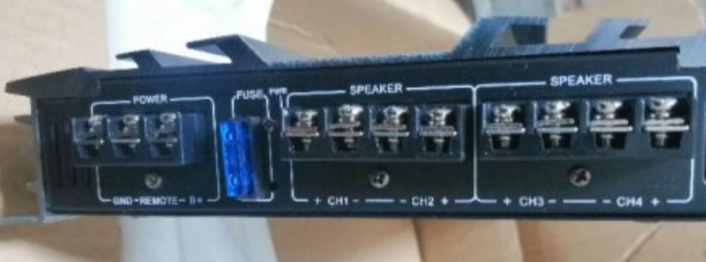 Високоговорители Auna 800W , усилвател стъпало Auna 2400W