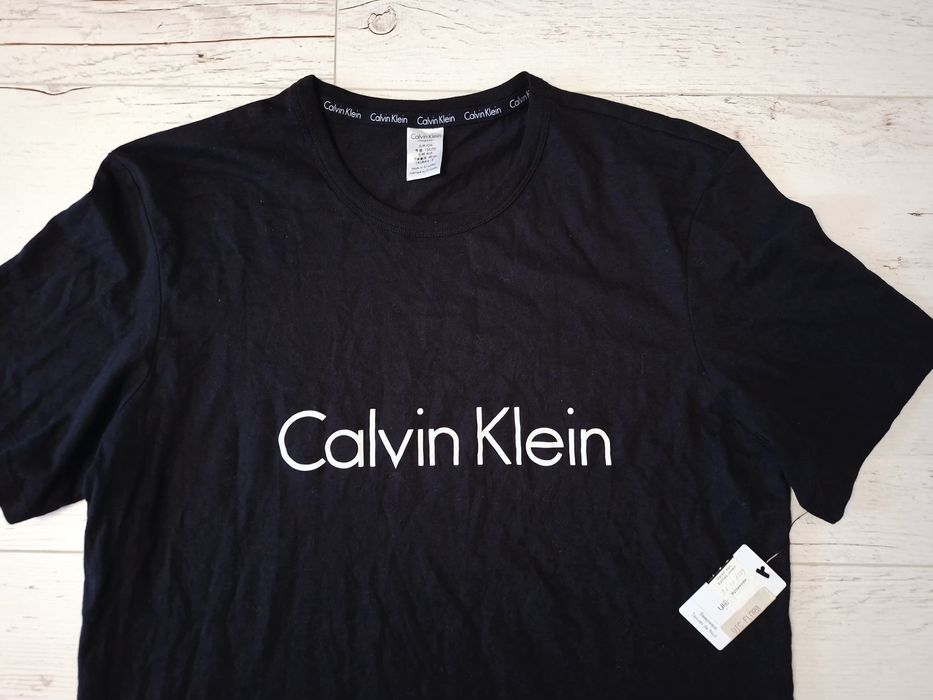 Calvin Klein-Ориг. Тениска Нова!