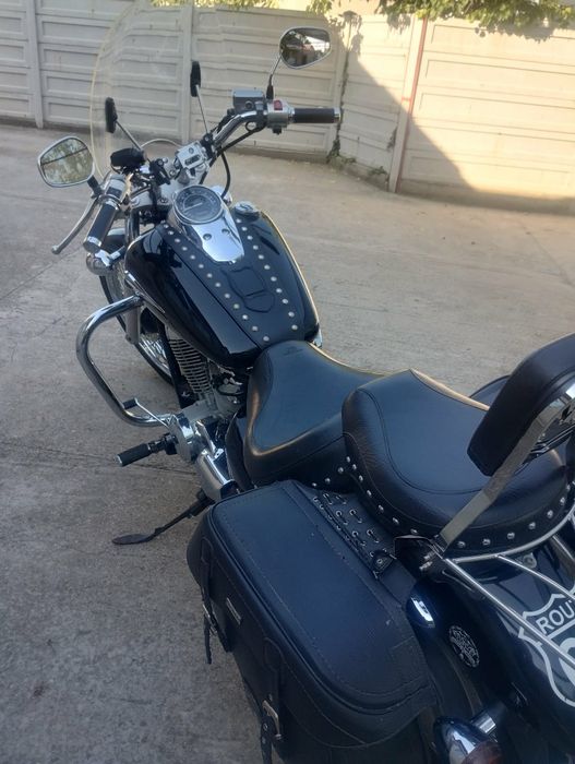 Honda shadow spirit 750