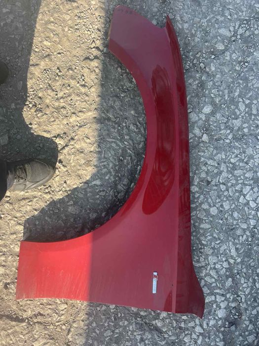 Калник Ляв за Audi A4 b8 Ауди а4 б8 червен