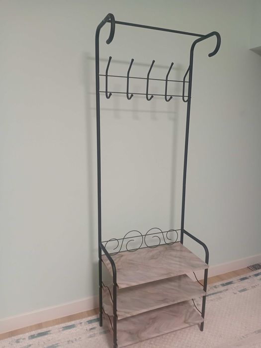 Прихожка новая.Компактная .для небольших помещений.