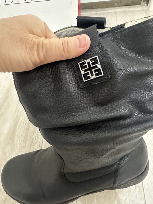 Женские зимние сапоги