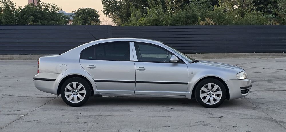 Skoda Superb 1.9 TDI 116 Cp Unic Proprietar 2009 Stare Deosebită
