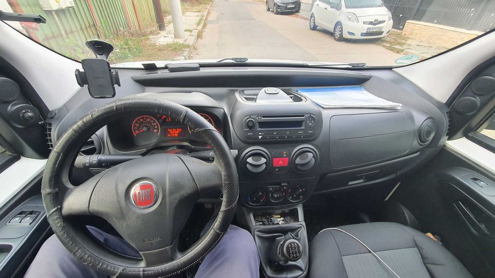 Autoturism cu utilizare multipla Fiat Fiorino 5 locuri