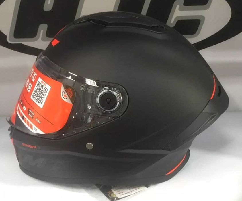 Чисто нова каска MT STINGER HELMETS BLACK MATT/ORANGE