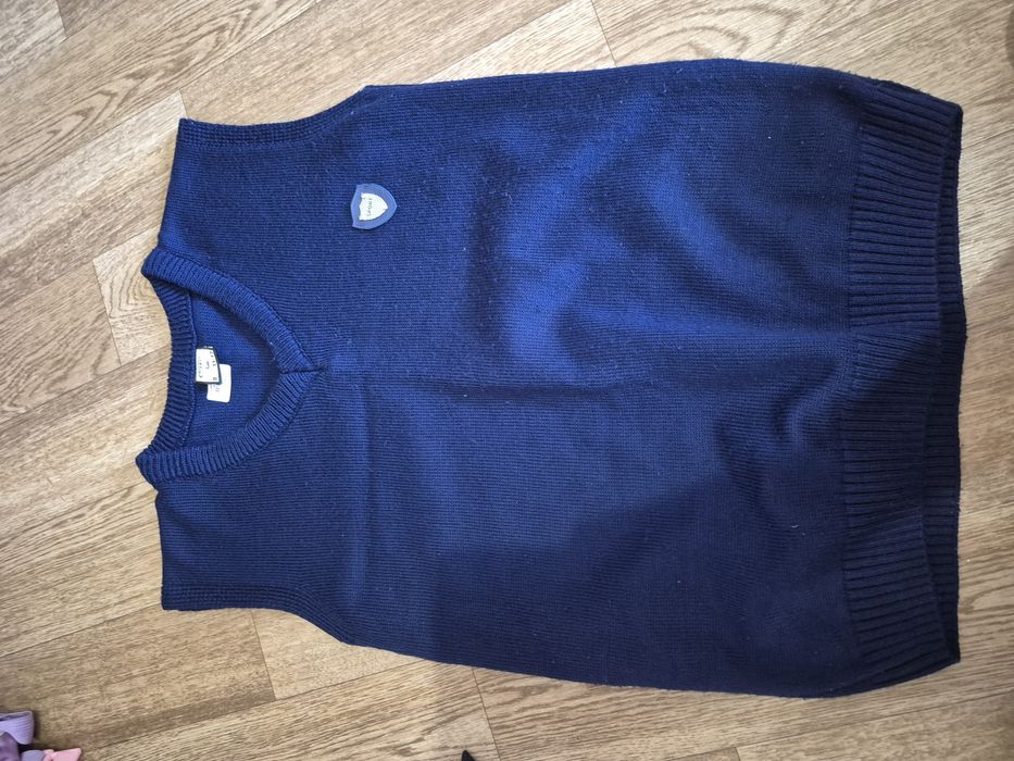 Продаю школьные брюки