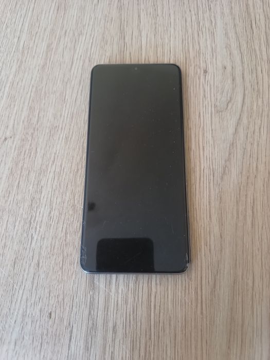 Vind telefon s20 plus se aprinde și se stinge