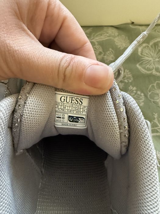 Обувки Guess Belluna