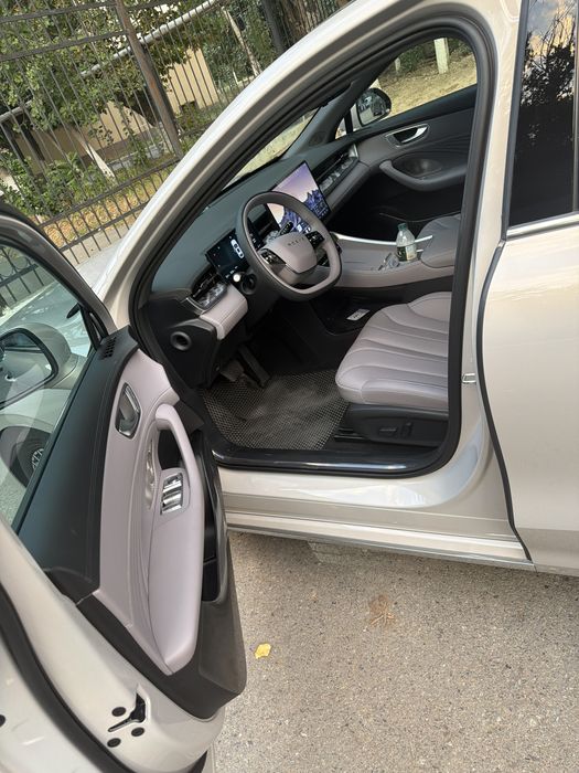 Roewe 7 yurgan masofasi 3500  full pazitsa lyuk bor