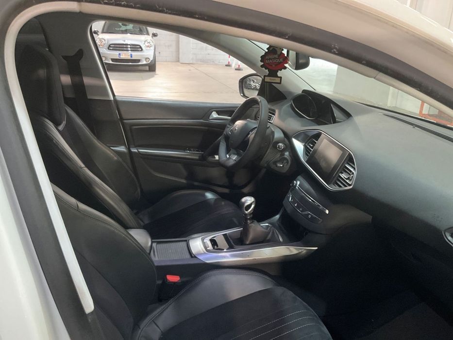 Peugeot 308 t9 1.6 BlueHDI 120hp НА ЧАСТИ