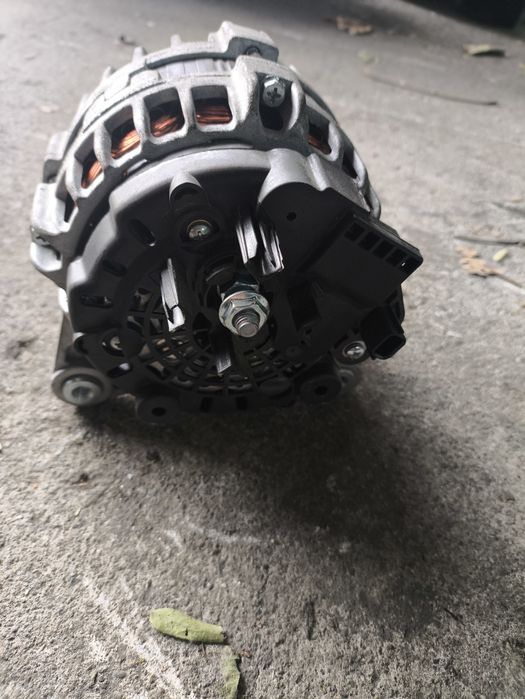 Алтернатор за Nissan Qashqai J11,Pulsar,Juke 1.5dci