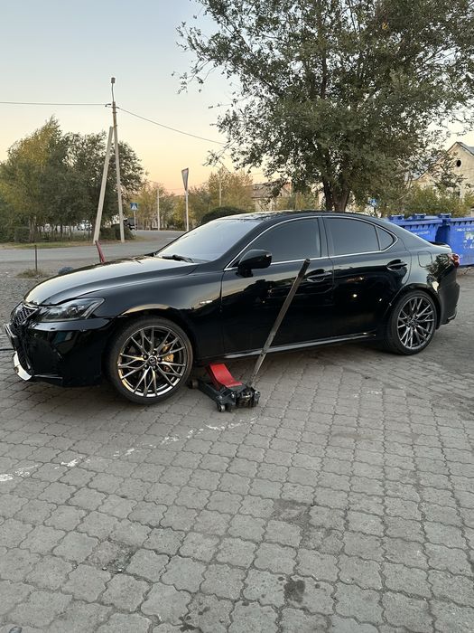 Диски lexus isf R19