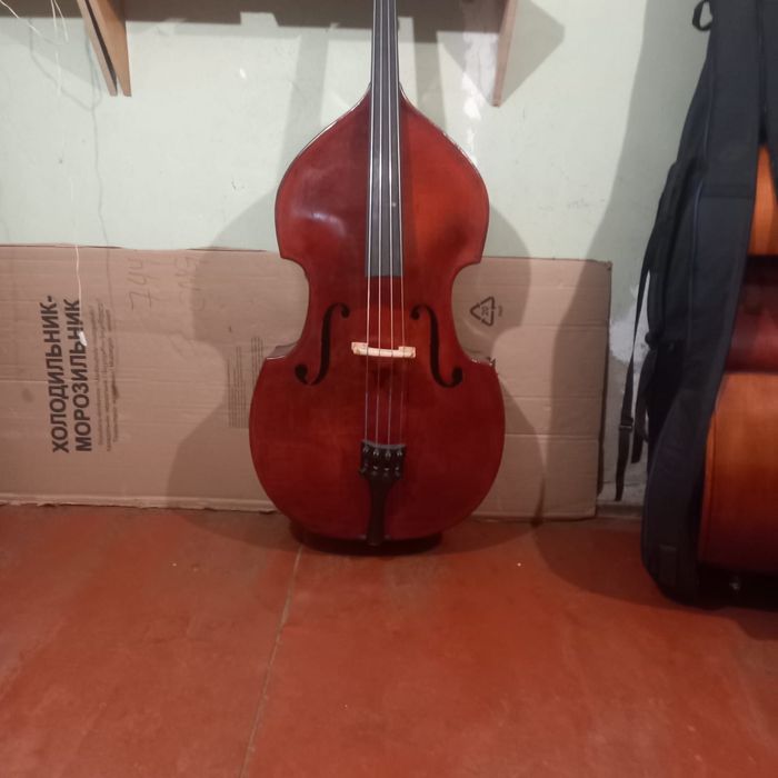 Контрабас Немец